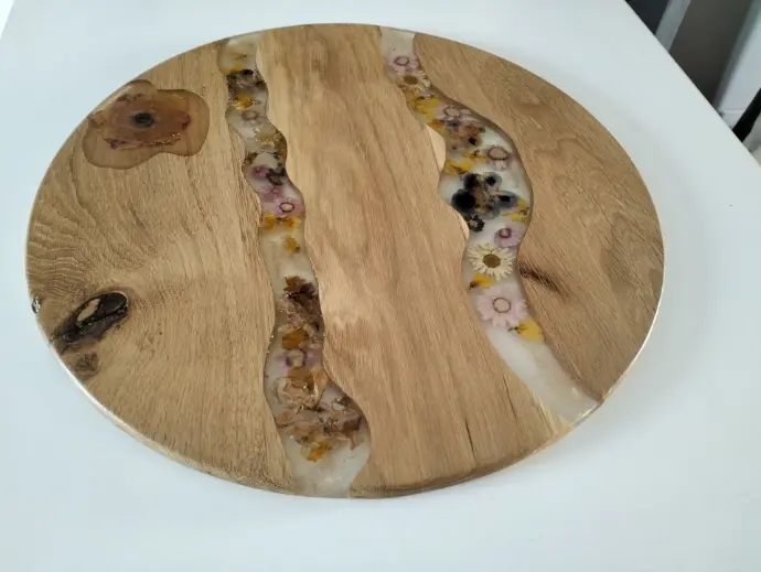 plateaux de bois et résine