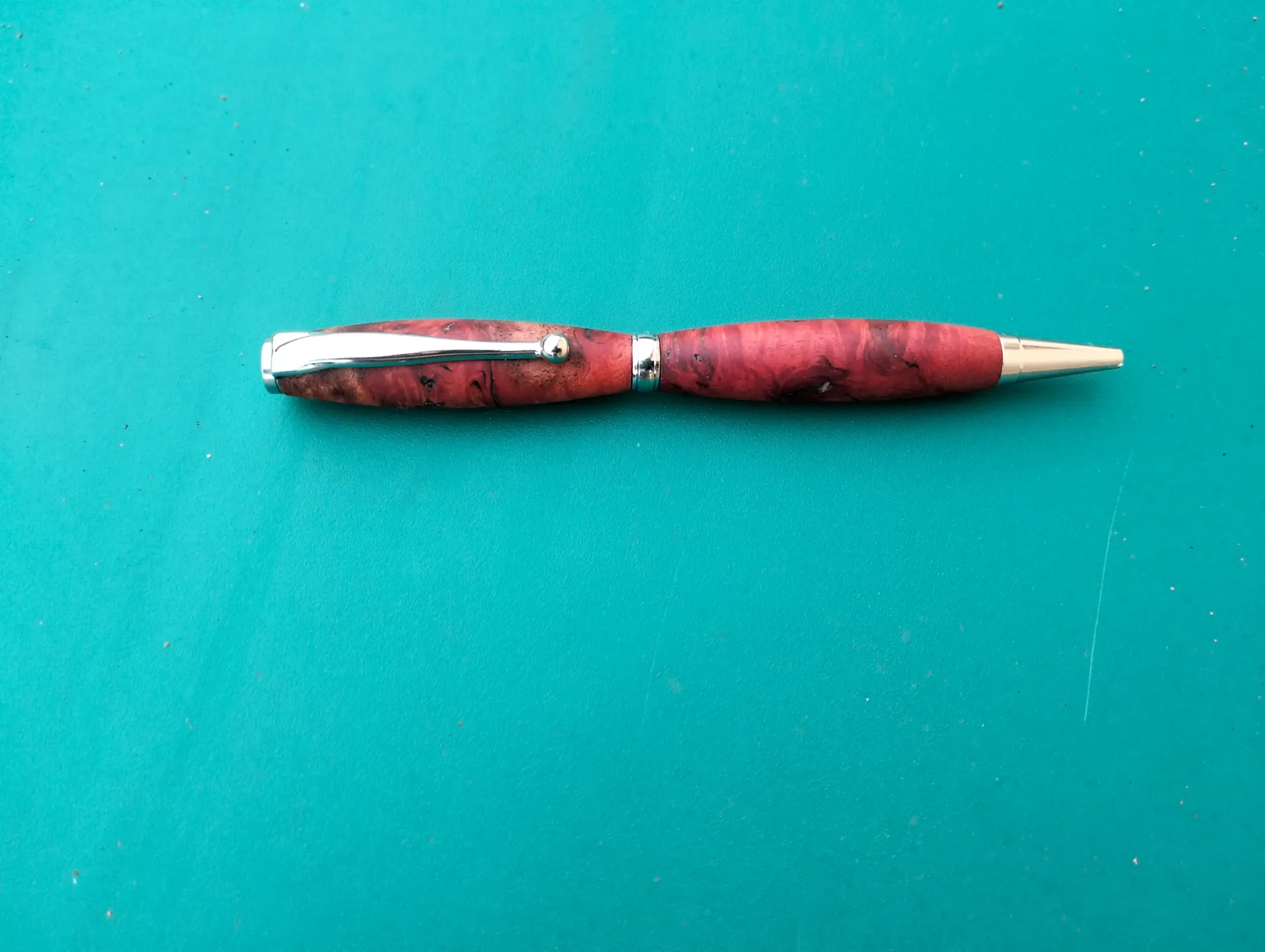 Stylos en loupe de jarrah